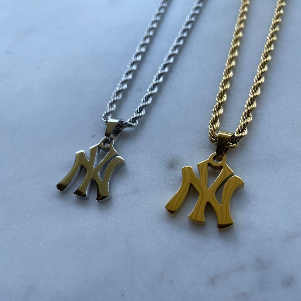 New York Yankee Necklaces - Bundle - Silver & Gold Plated - Baseball - MLB